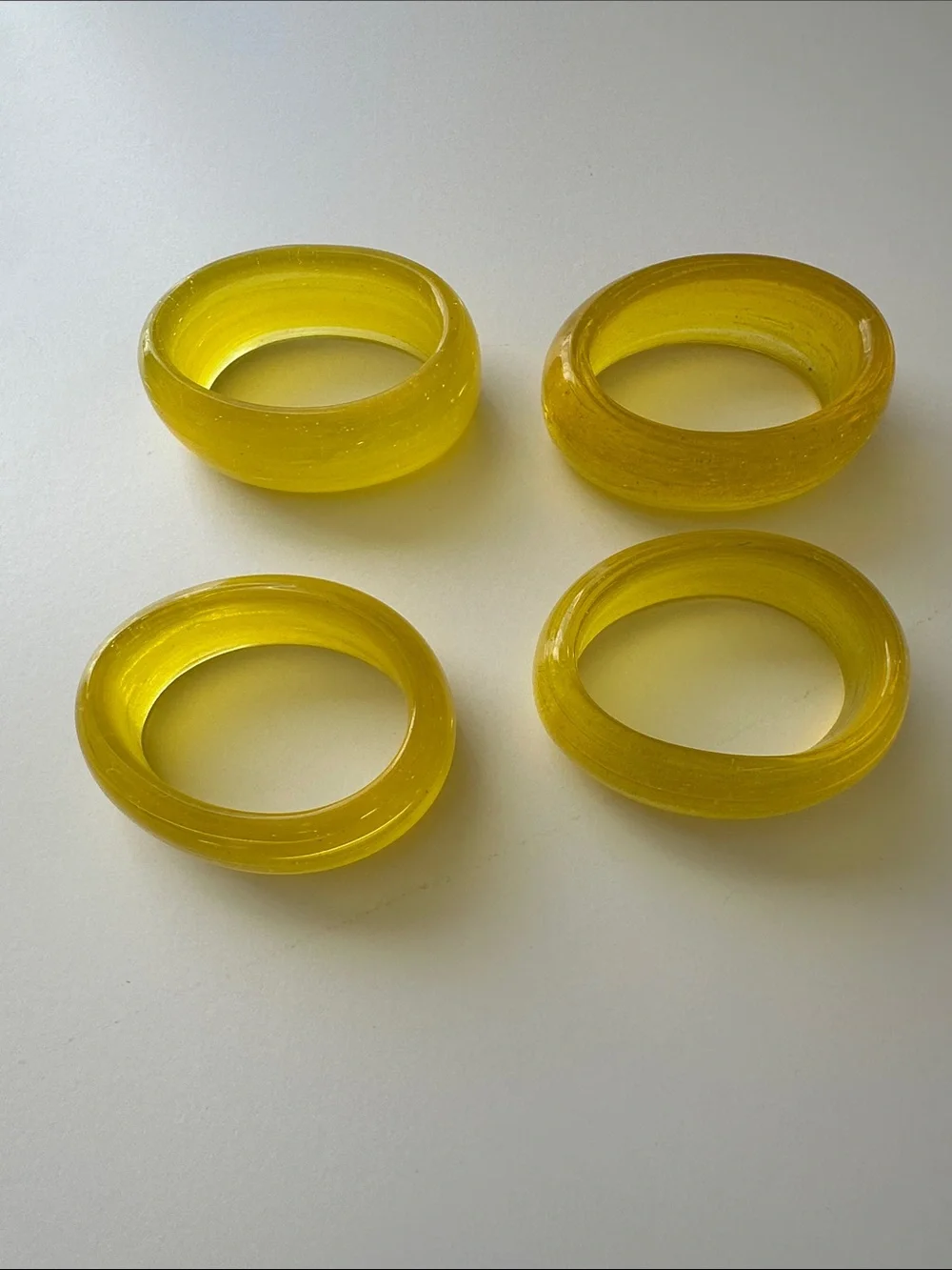 Yellow Glass Oval Napkin Rings — Set of 4